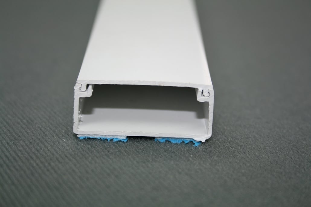 38mm-wide-plastic-mini-trunking-with-clip-off-top-for-hidding-cables-3m-long 38mm wide plastic mini trunking with clip off top for hiding cables