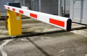 plastic extrusion safety barrier